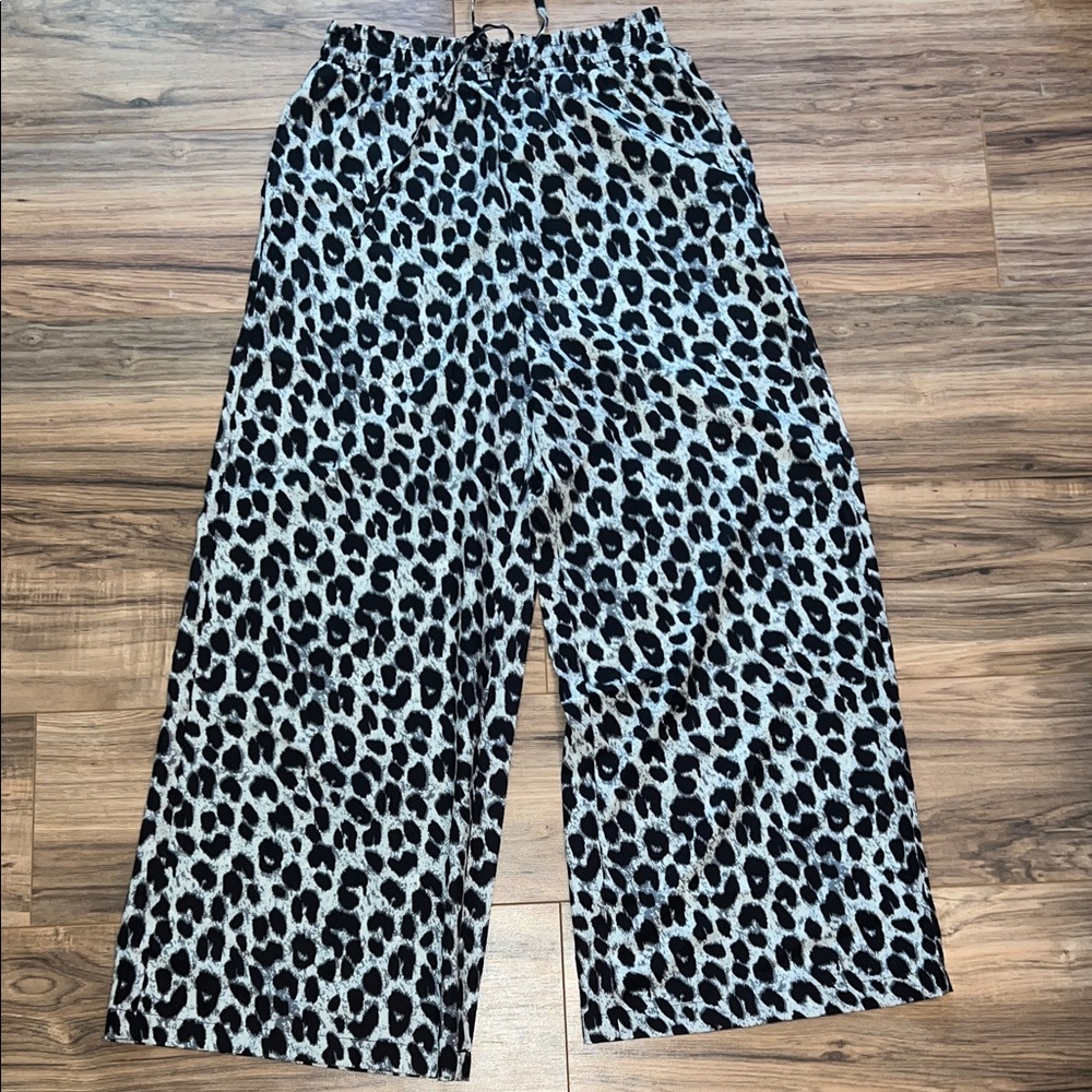 Halara Leopard Print Pants